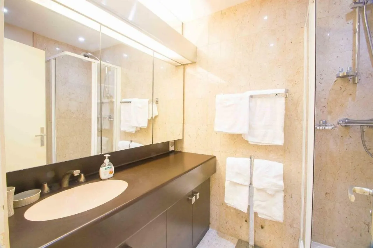 Cannes Conseil Immo, Grand Studio Terrasse Gray D'Albion Area -Four- Apartment