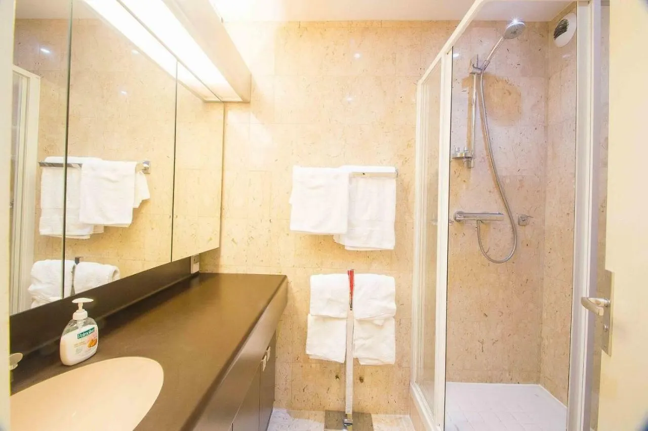 Cannes Conseil Immo, Grand Studio Terrasse Gray D'Albion Area -Four- Apartment