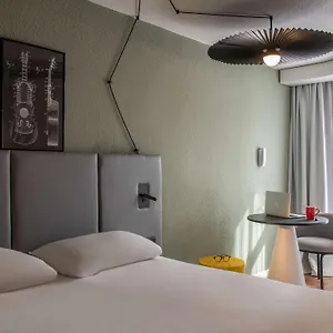 Ibis Centre Канны